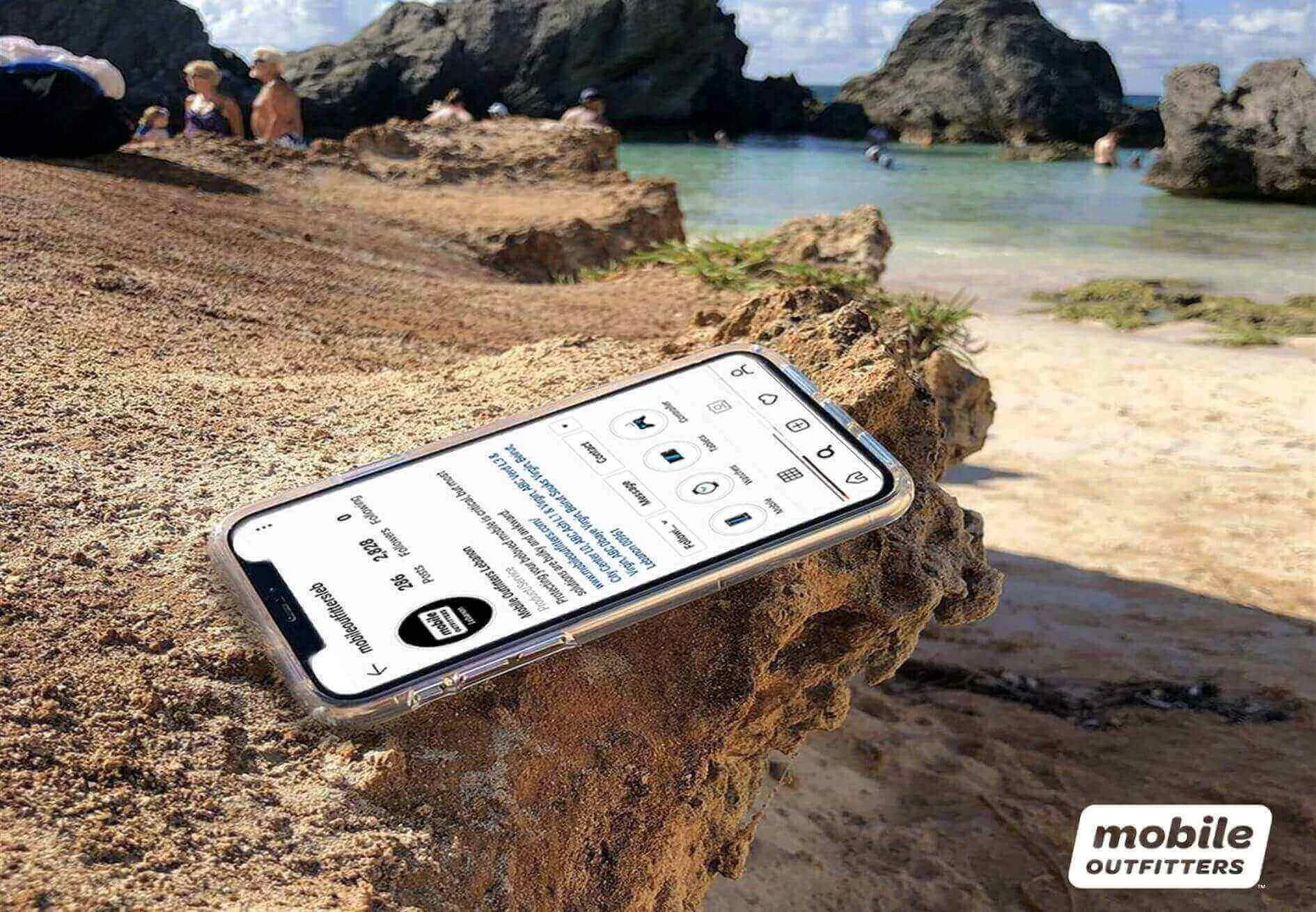 Mobile outfitters Lebanon graphic deisgn