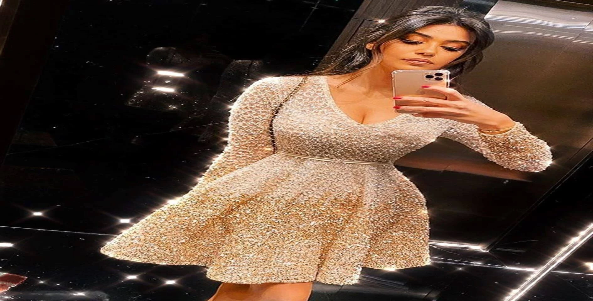 The Hour Dress website